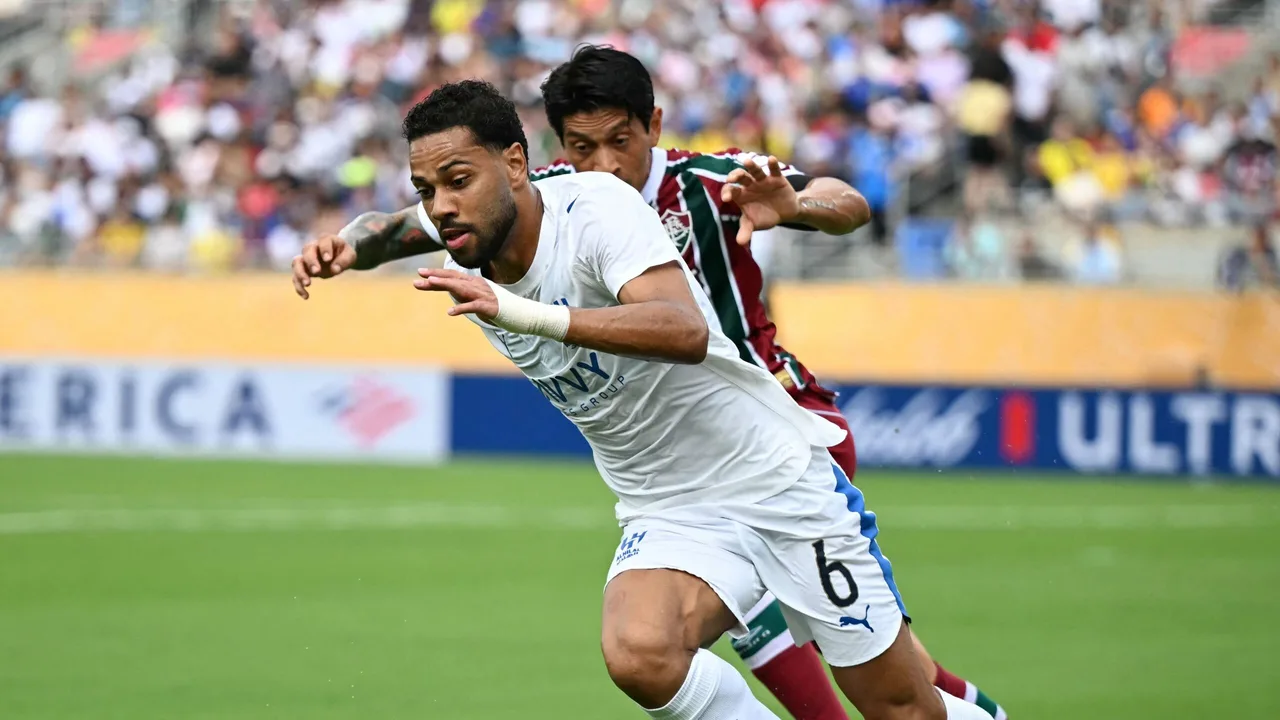 لودي وأزمته مع الهلال.. سيناريو إنجليزي مفاجئ يحدد مصيره بين التعويض والإيقاف
